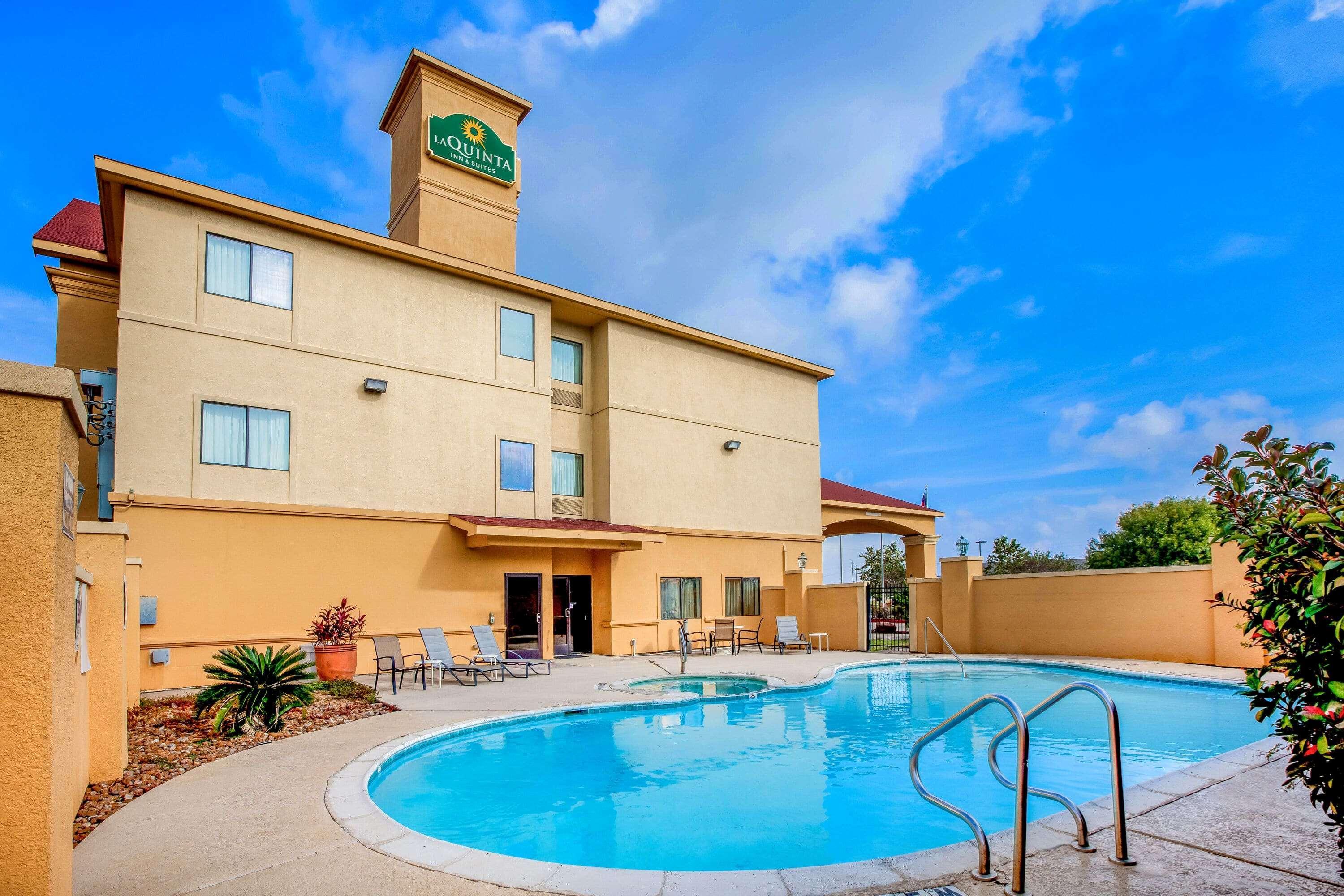 Hotel La Quinta By Wyndham Pasadena Exterior foto